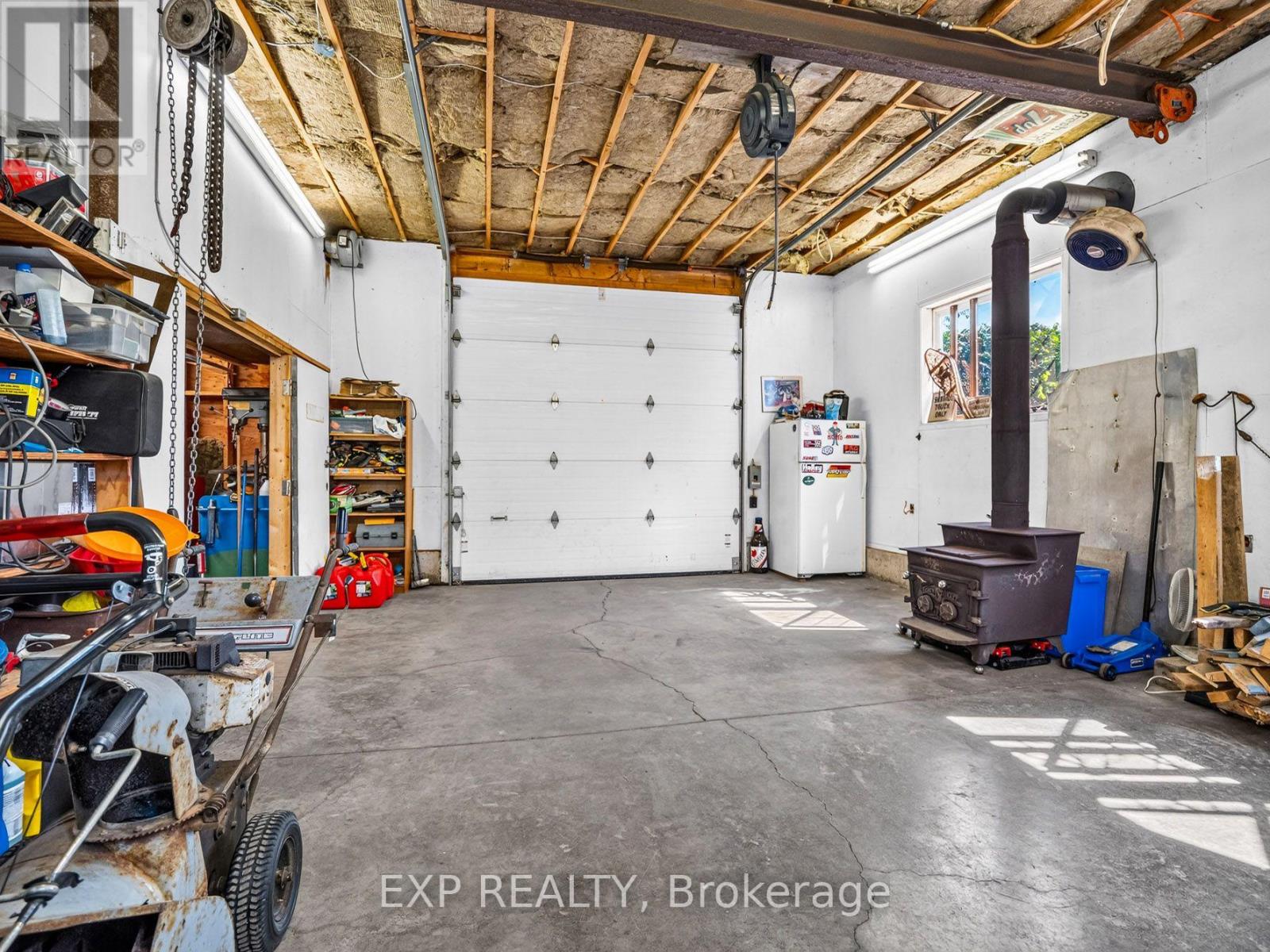 1578 RIDGE ROAD N - 40