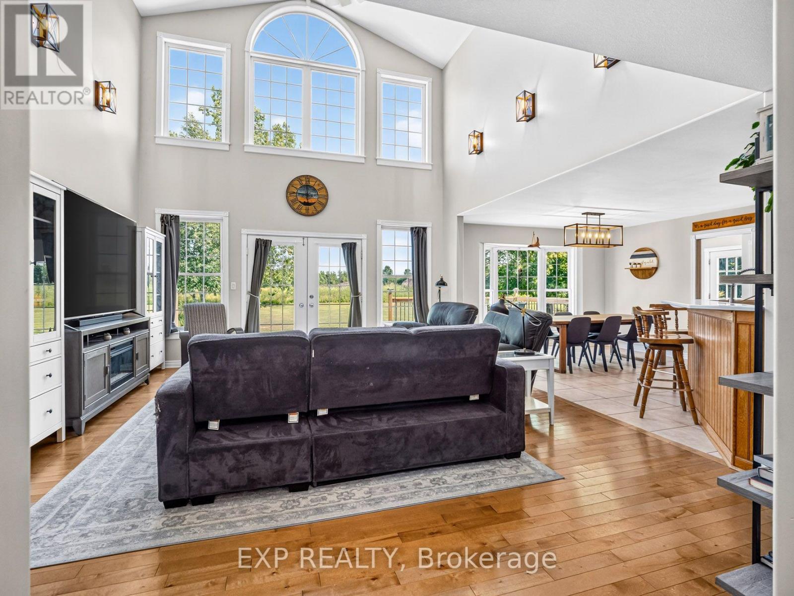 1578 RIDGE ROAD N - 6