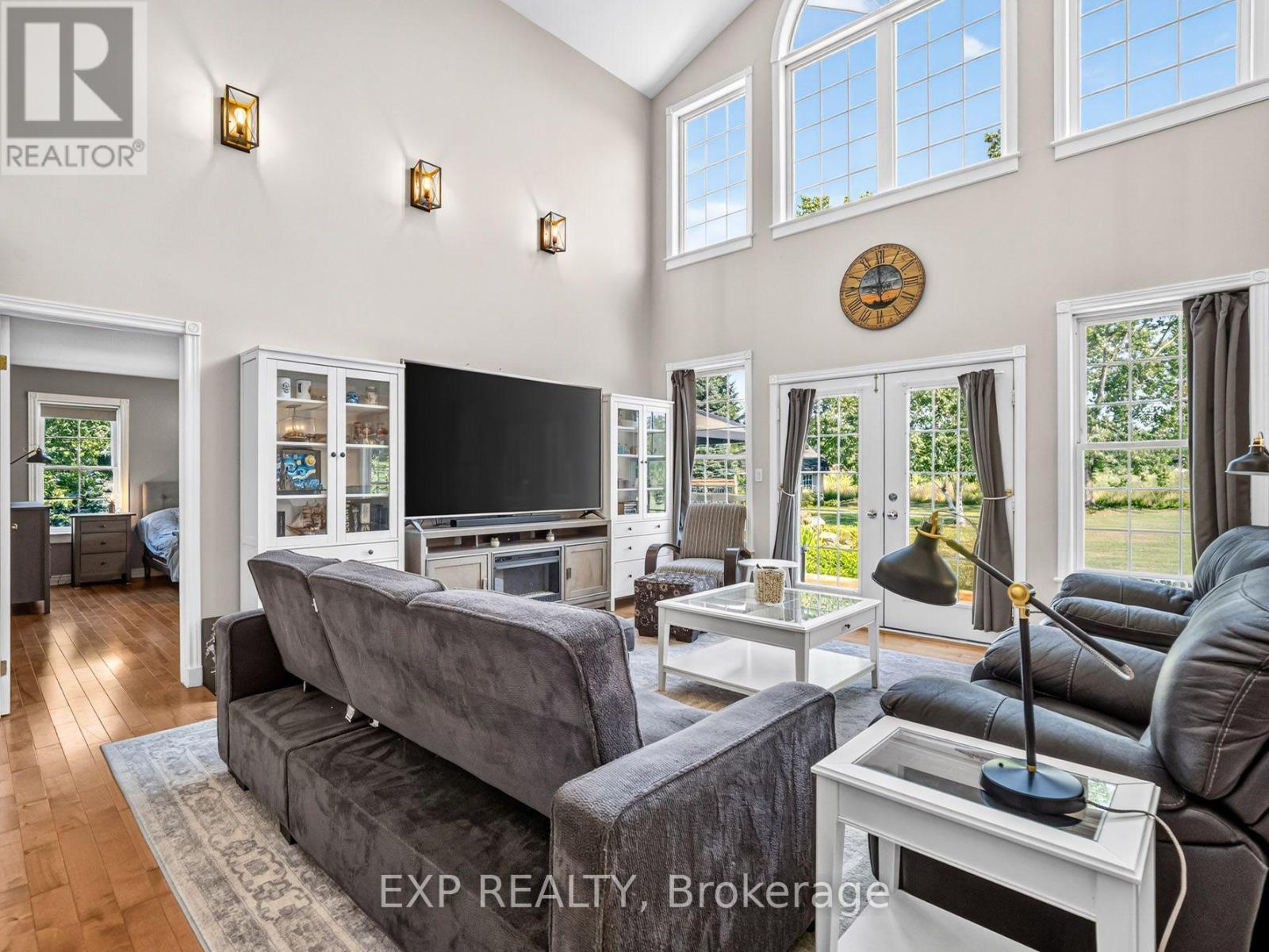 1578 RIDGE ROAD N - 7