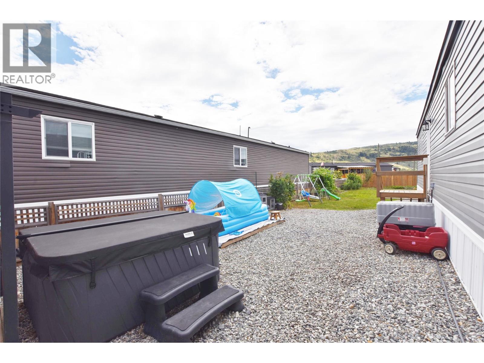 #121 63 Antoine Road - 32