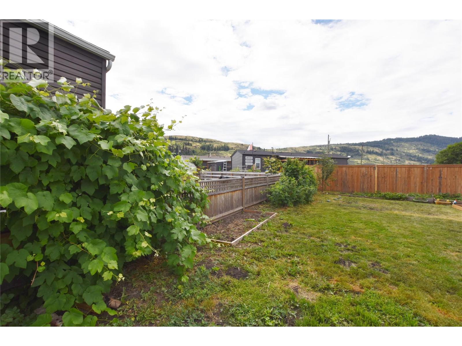 #121 63 Antoine Road - 34