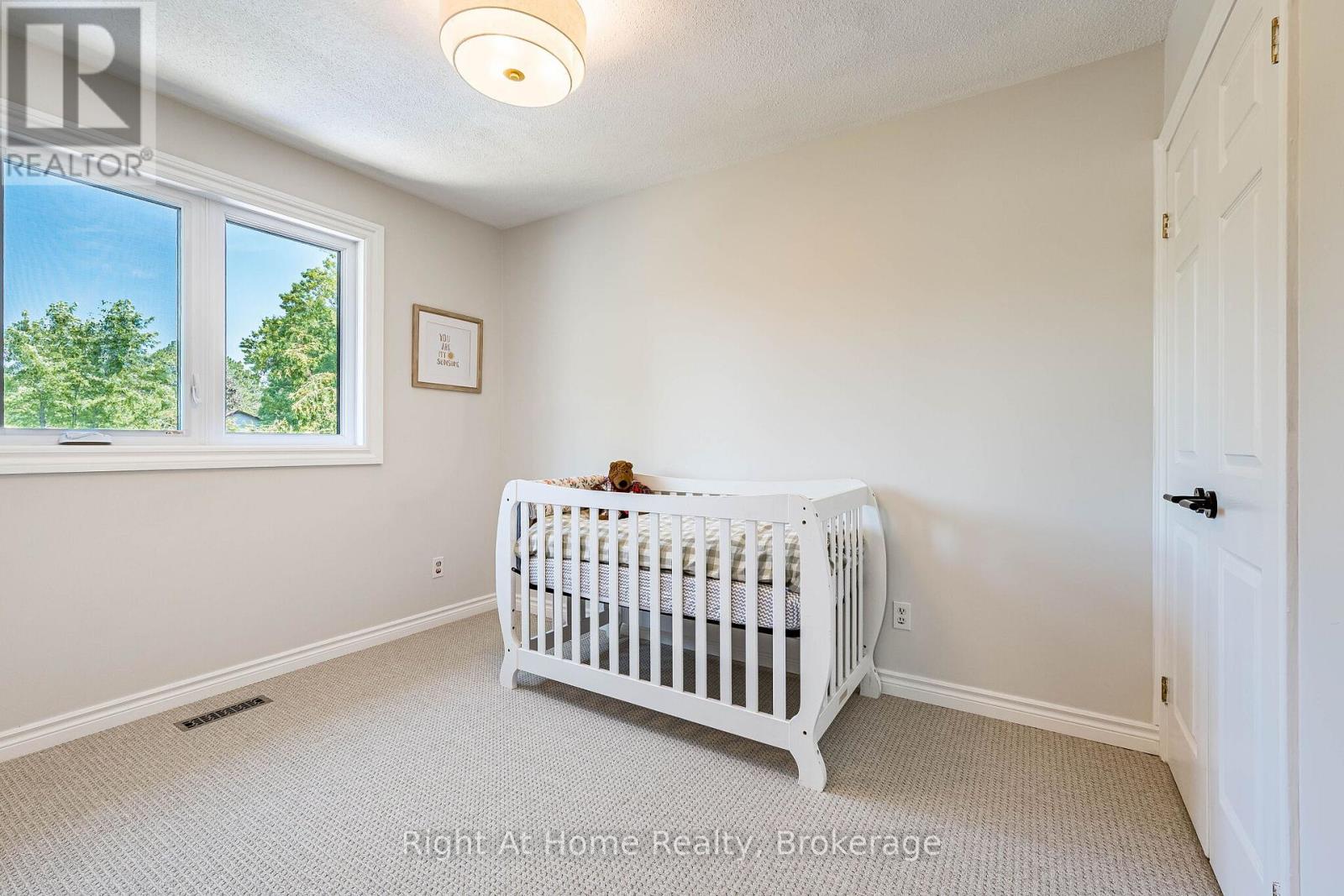 3287 VICTORIA STREET - Image 28