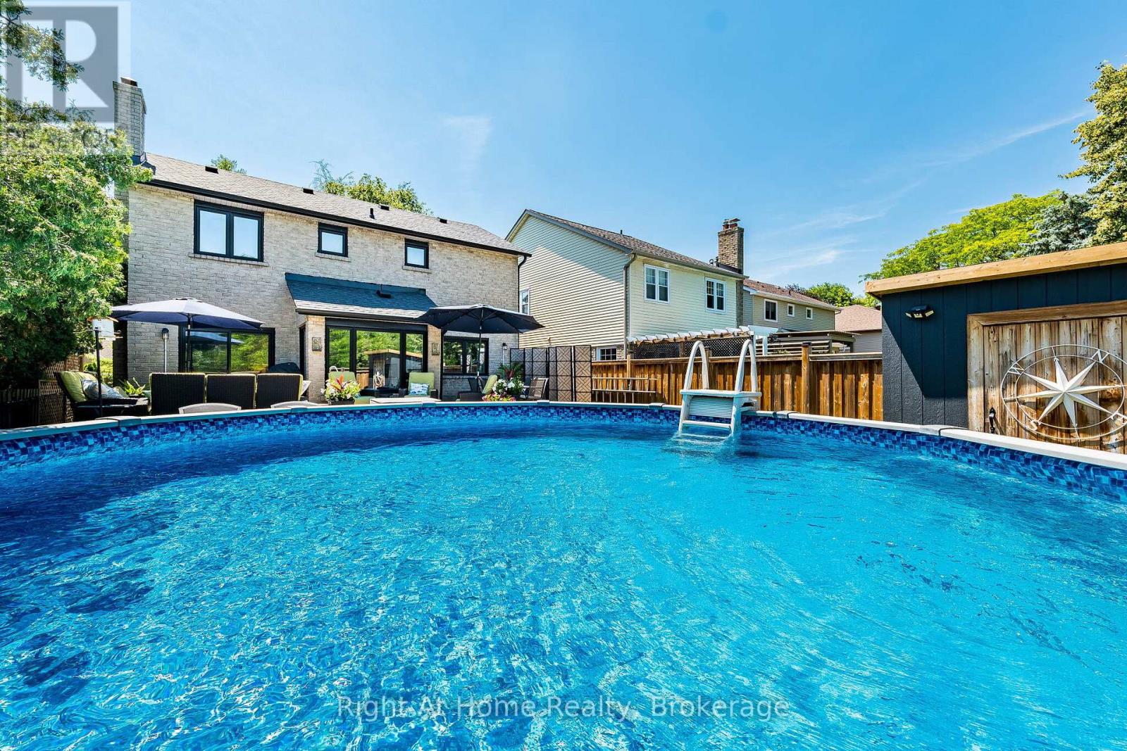 3287 VICTORIA STREET - Image 38
