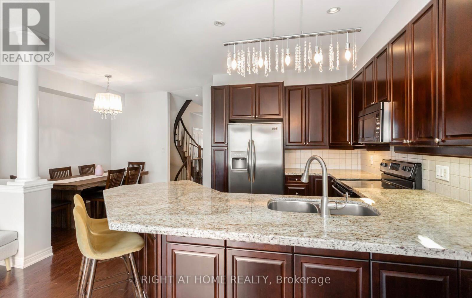 2419 WASAGA DRIVE - 10