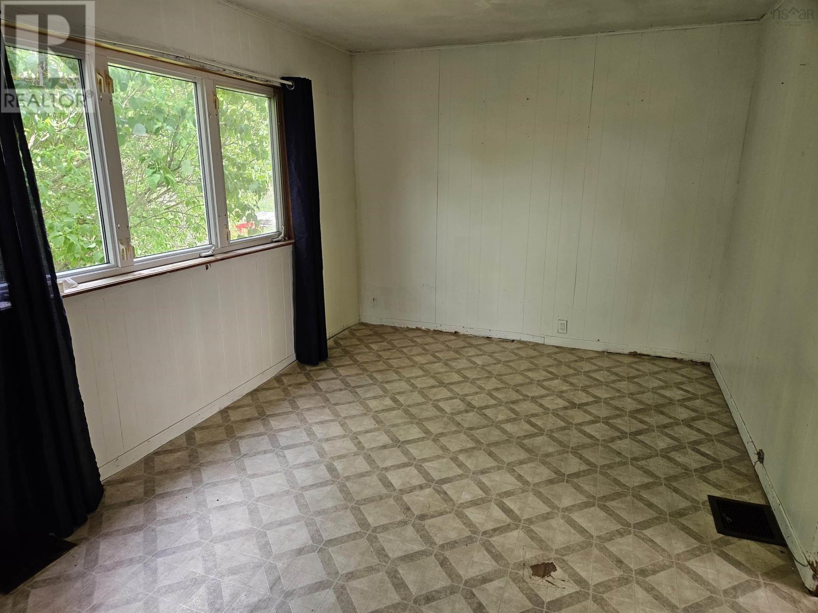 9902 204 Highway - 18