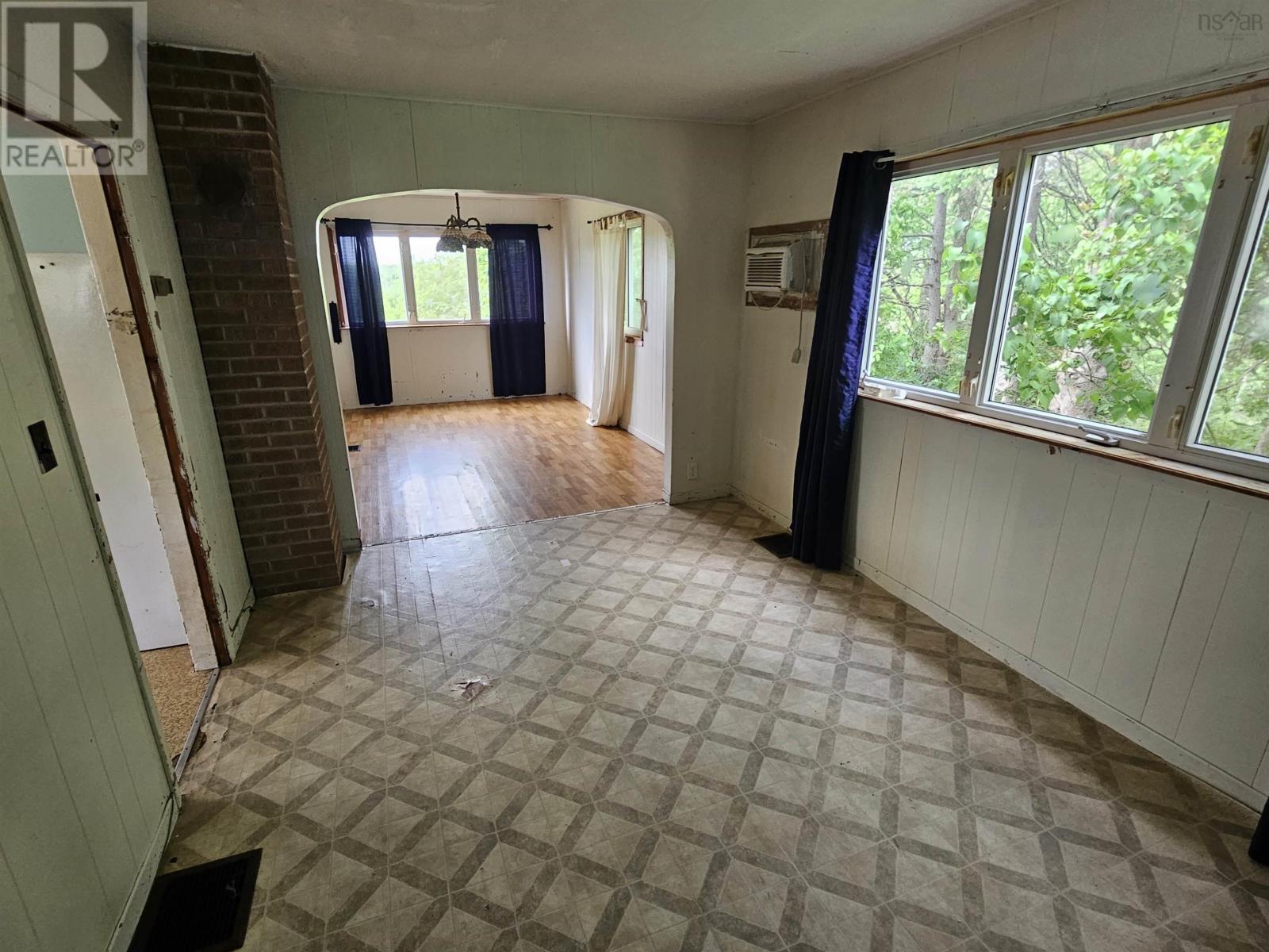 9902 204 Highway - 19
