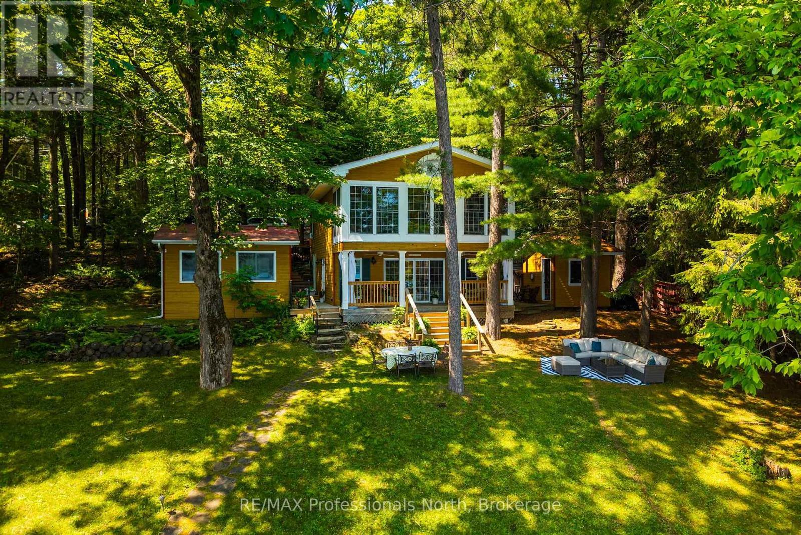 1461 SOUTH PORTAGE ROAD - 2