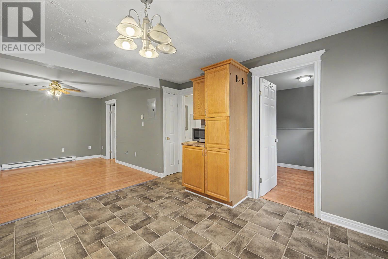 24 Peter's Place - 29