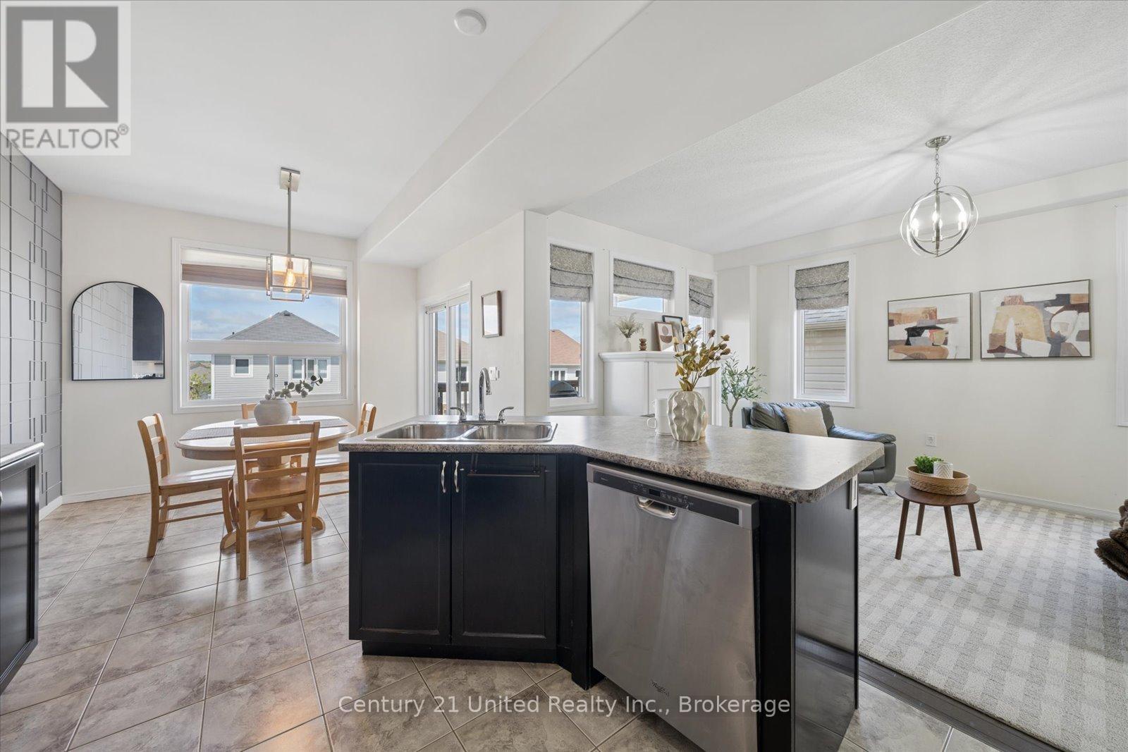 425 FLORENCE DRIVE - 16