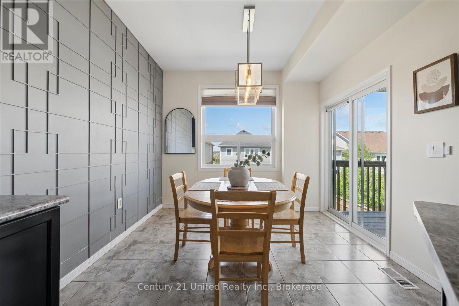 425 FLORENCE DRIVE - 19