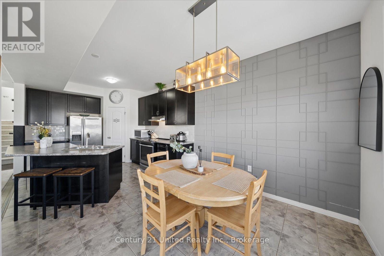 425 FLORENCE DRIVE - 21