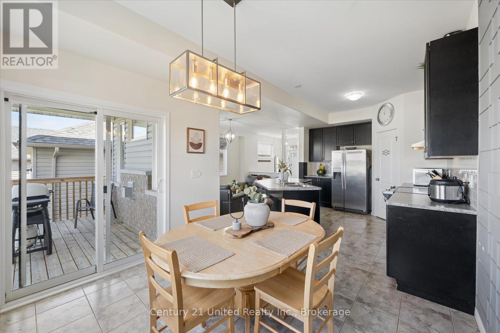 425 FLORENCE DRIVE - 22