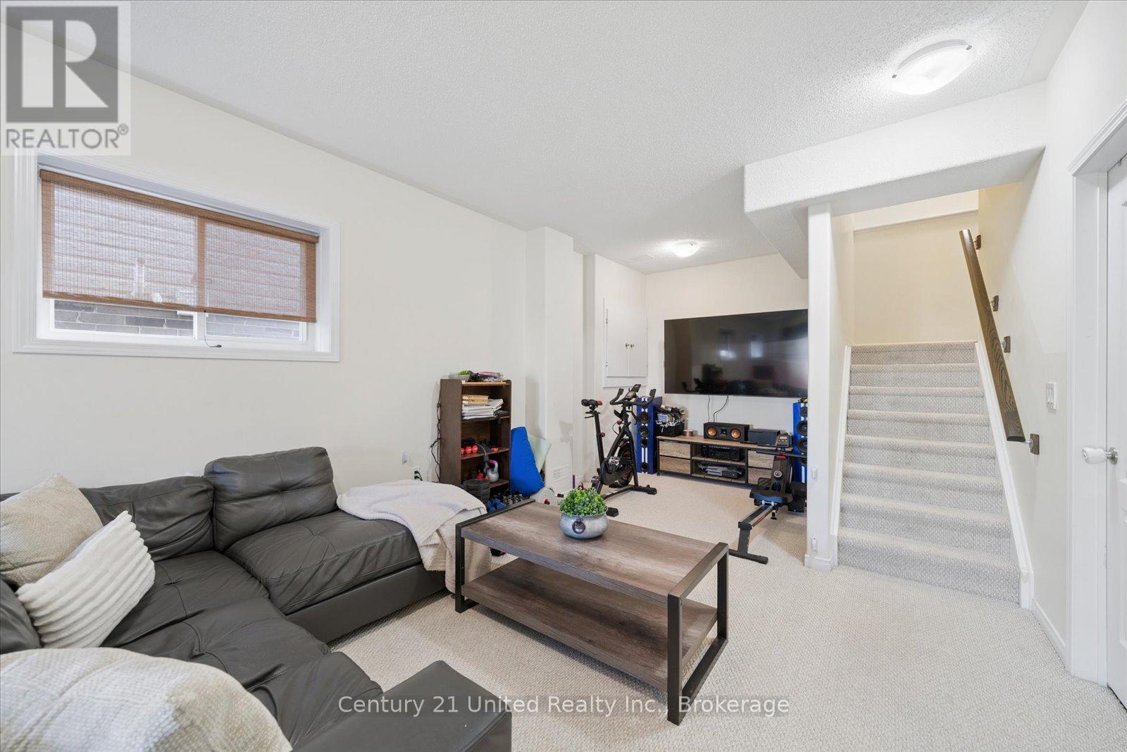 425 FLORENCE DRIVE - 39