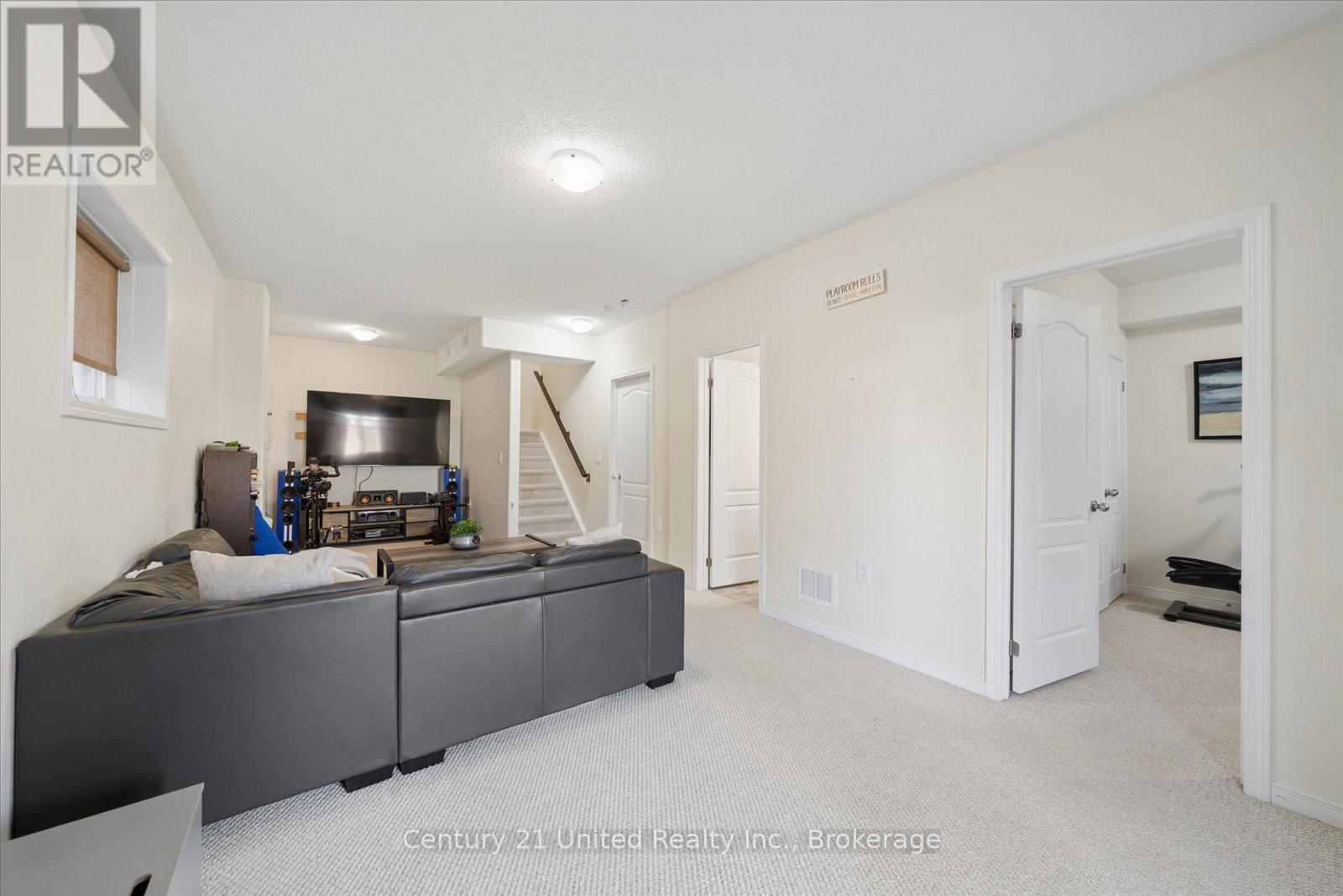 425 FLORENCE DRIVE - 41