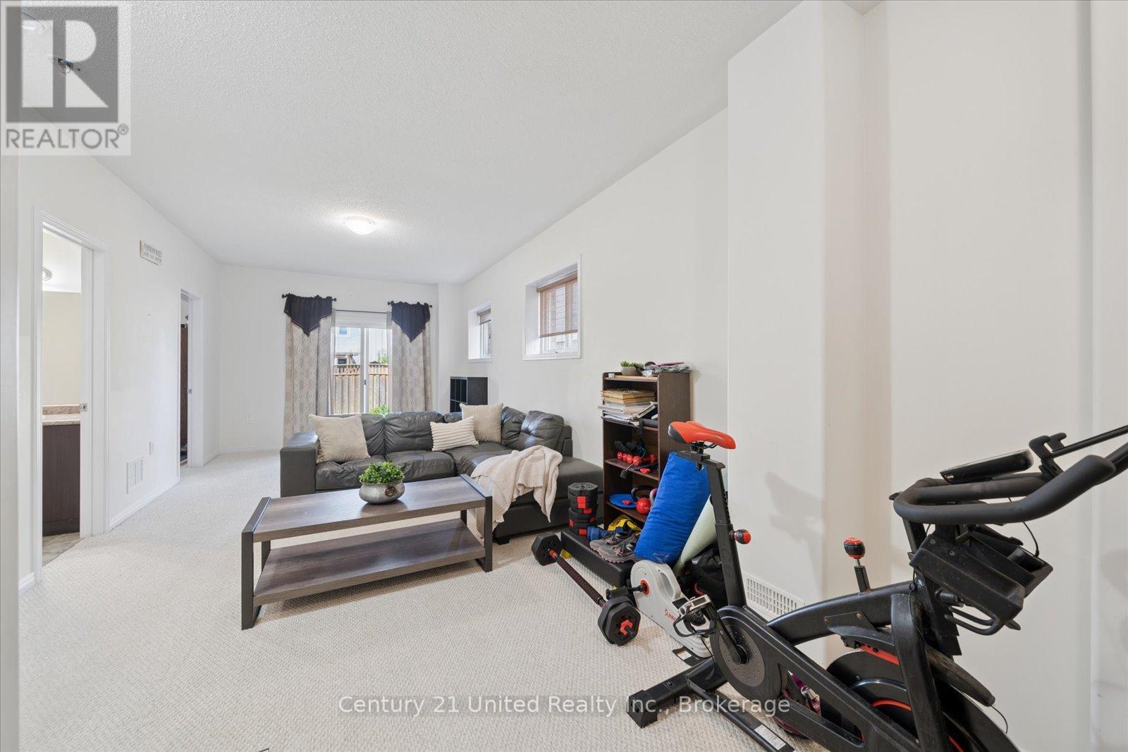 425 FLORENCE DRIVE - 42