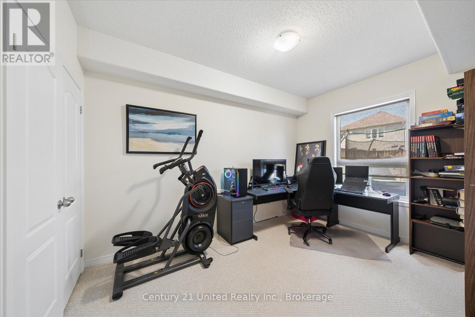 425 FLORENCE DRIVE - 43