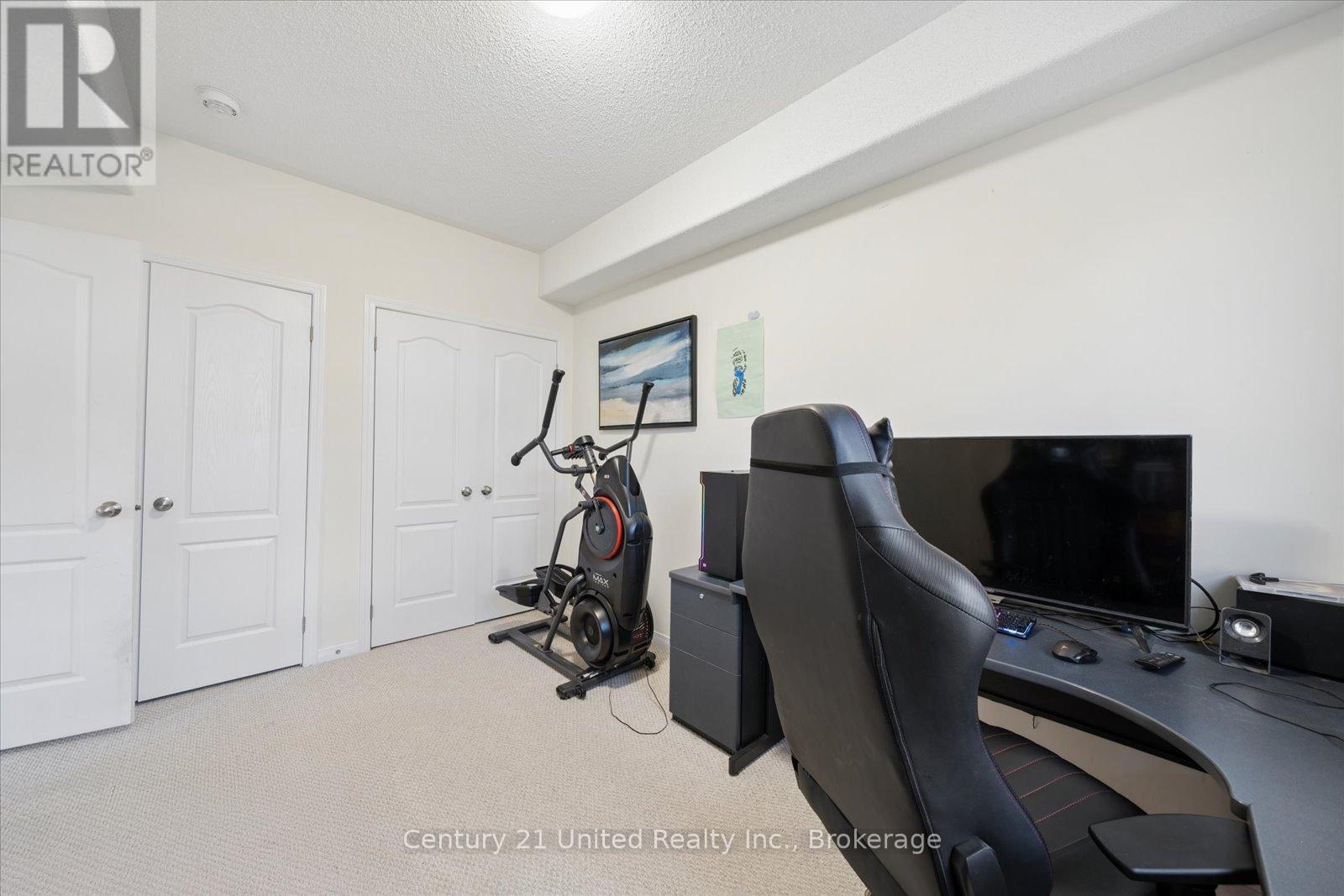 425 FLORENCE DRIVE - 44