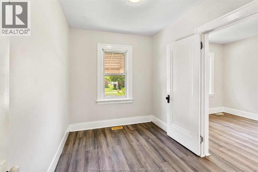1054 Josephine - 15
