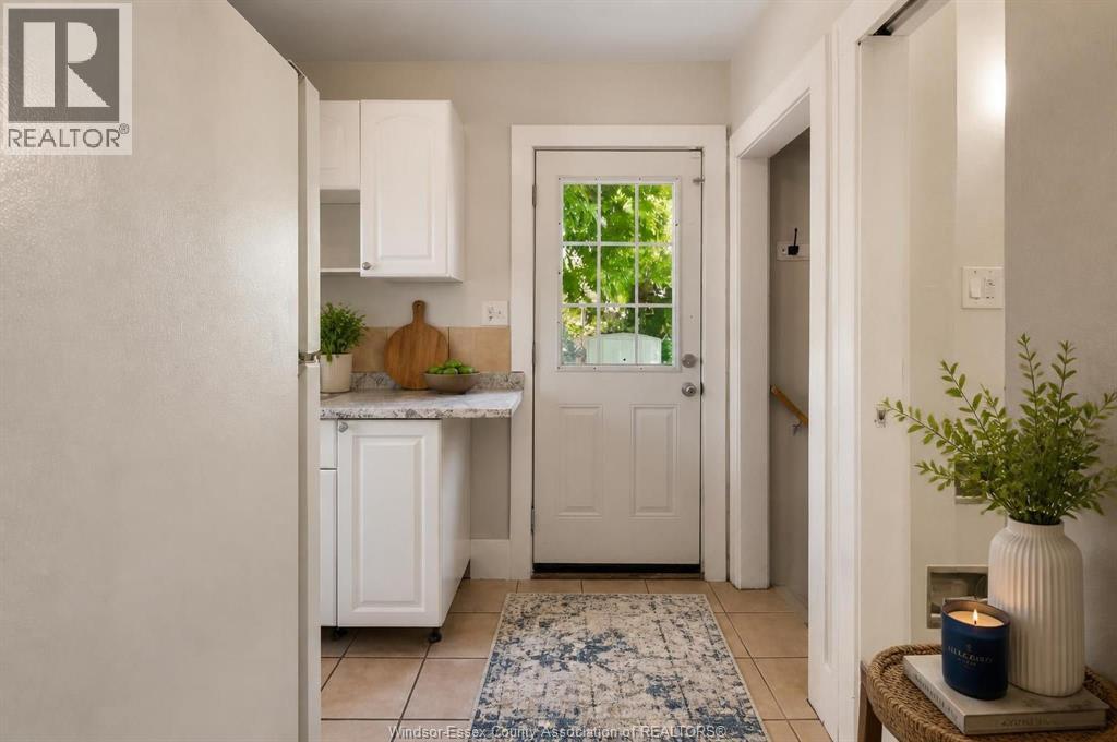 1054 Josephine - 12