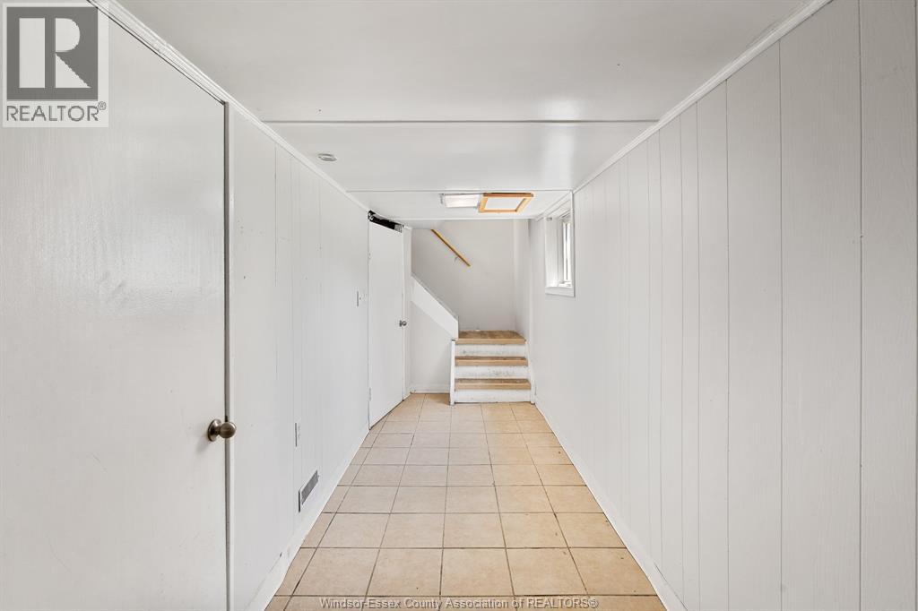 1054 Josephine - 17