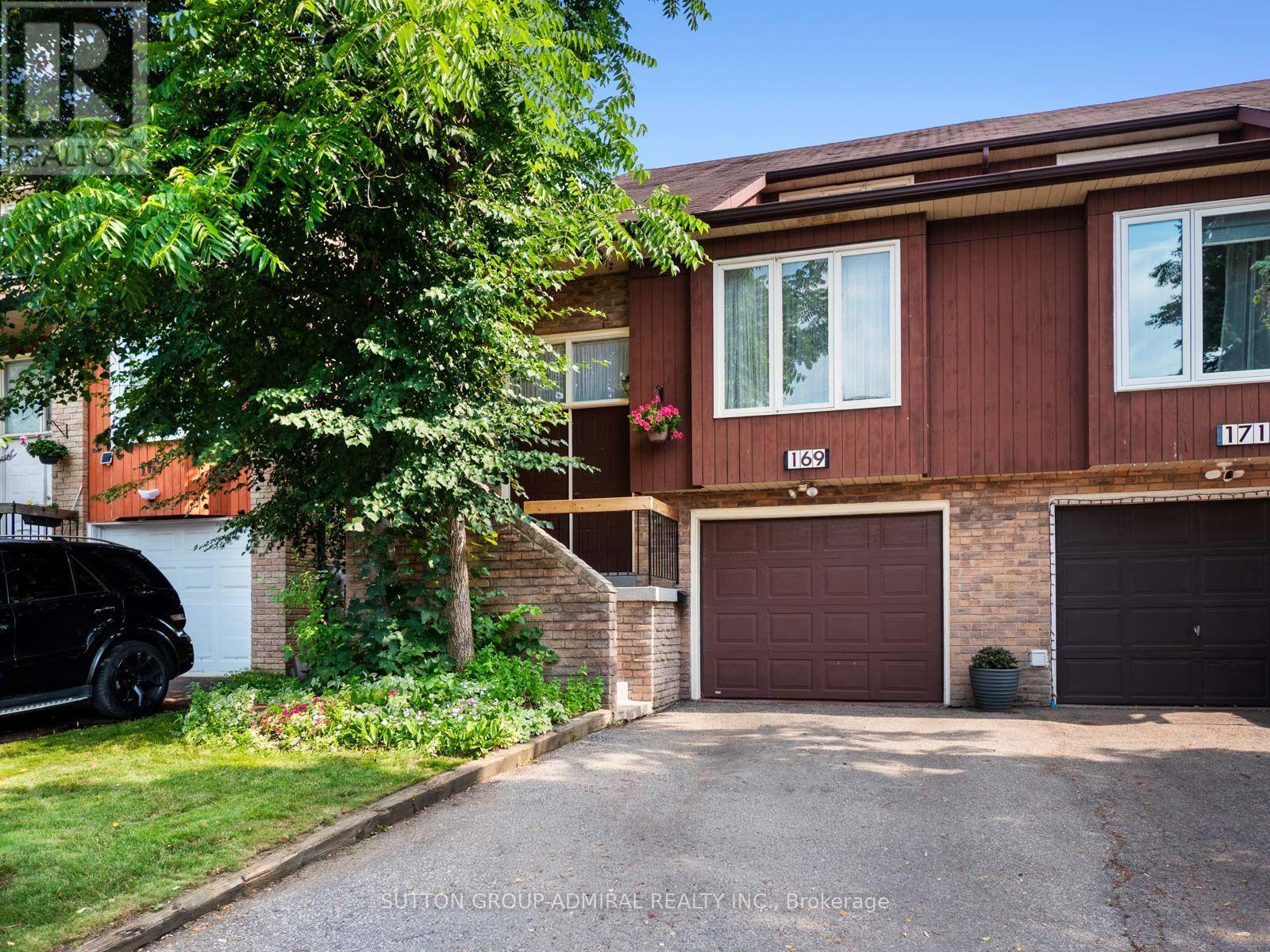169 ROBERT HICKS DRIVE - 1