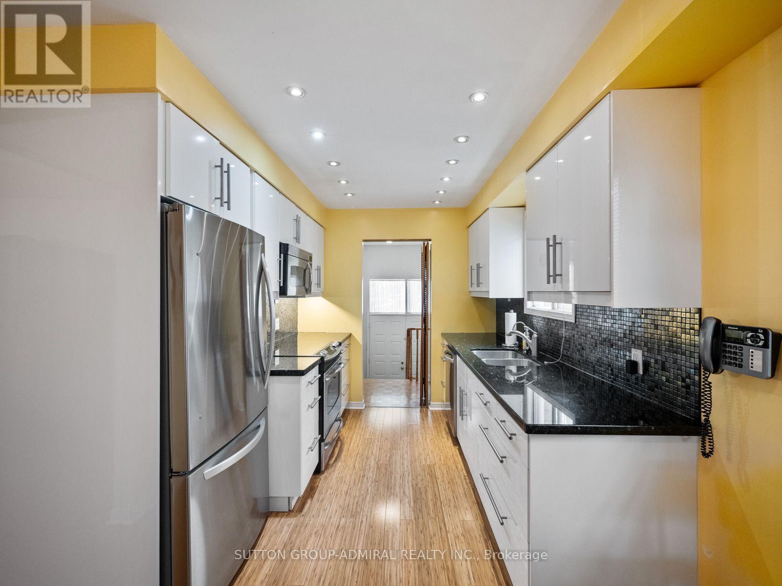 169 ROBERT HICKS DRIVE - Image 11