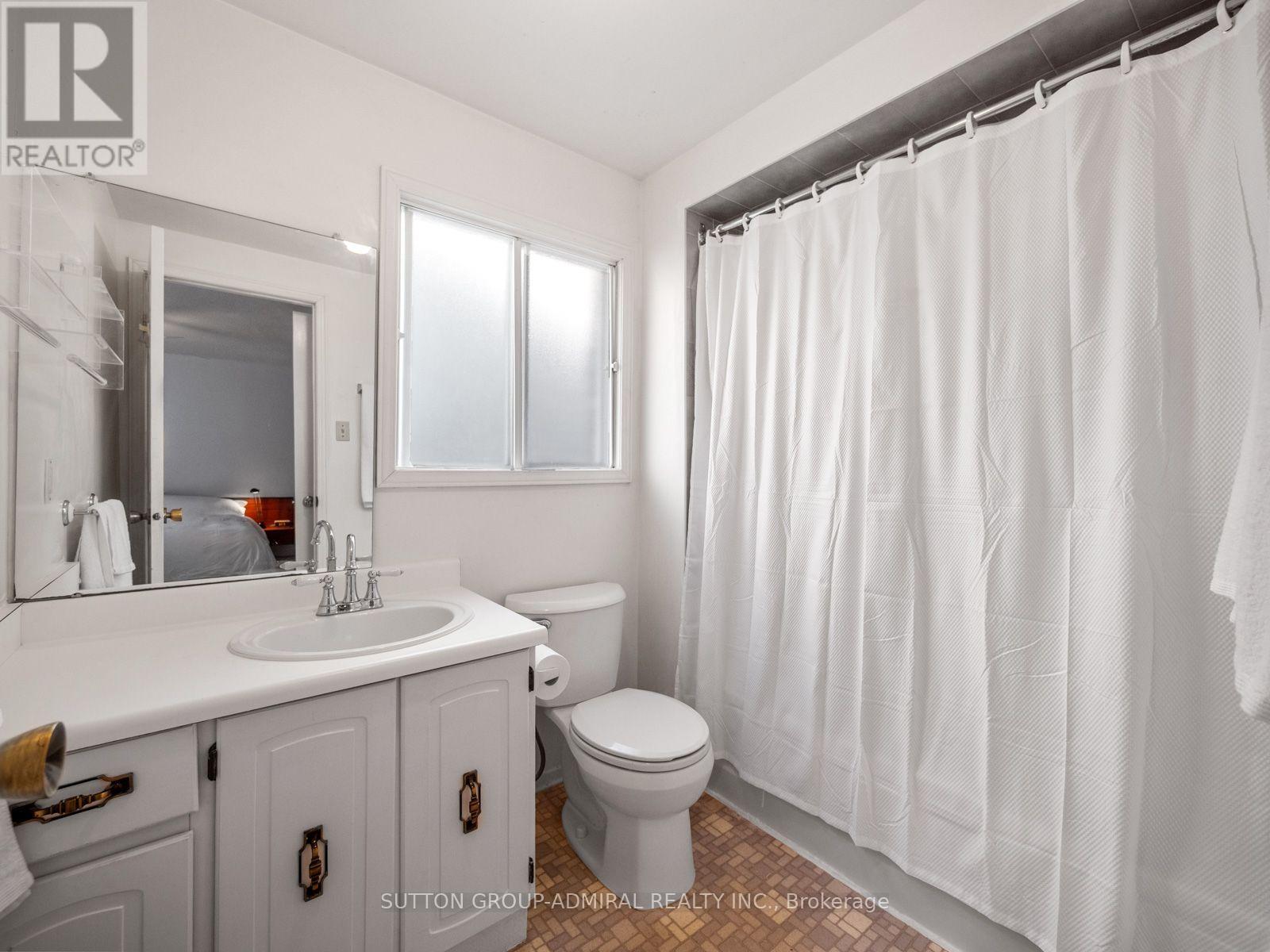 169 ROBERT HICKS DRIVE - Image 22