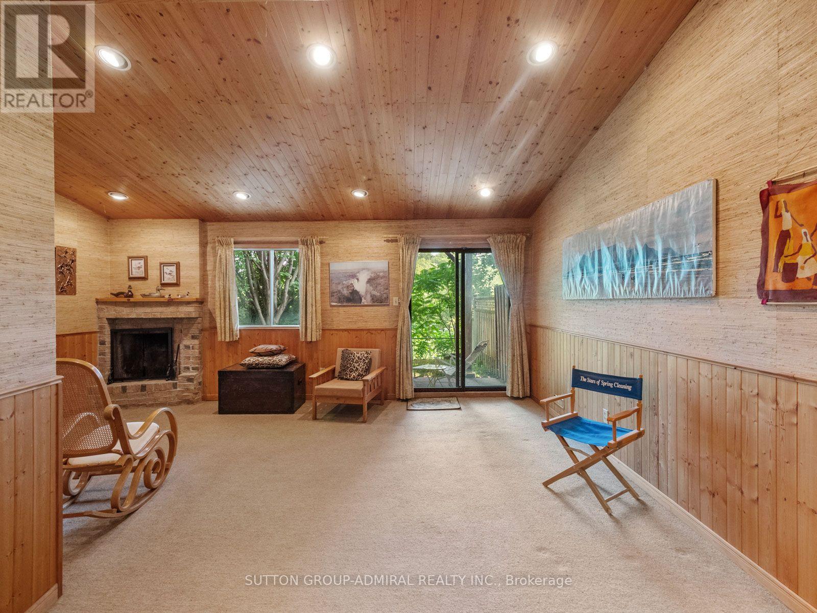 169 ROBERT HICKS DRIVE - Image 33