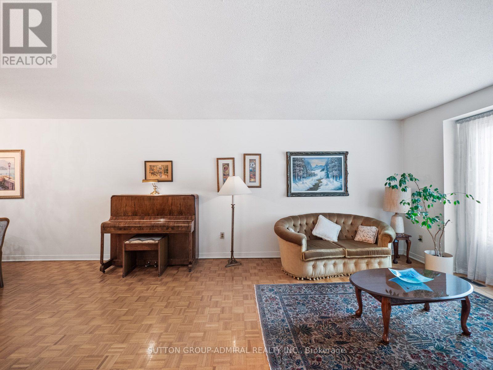 169 ROBERT HICKS DRIVE - Image 5