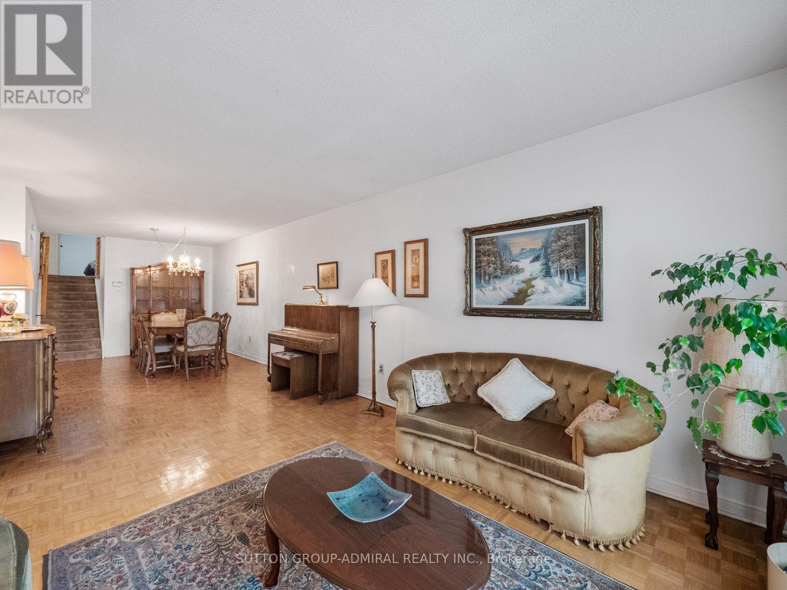 169 ROBERT HICKS DRIVE - Image 7