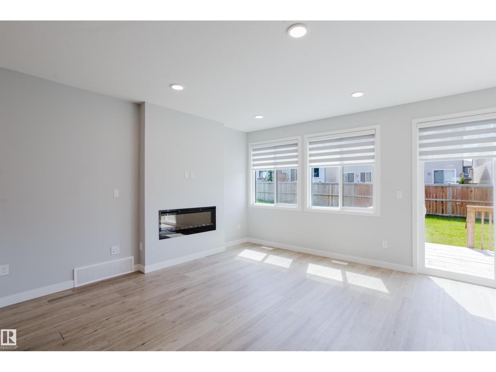 3883 CHRUSTAWKA PL SW - 13