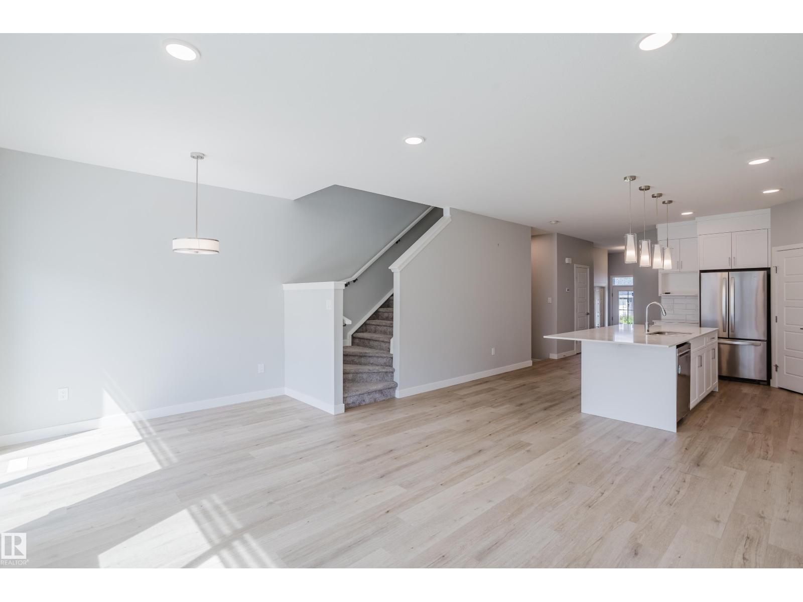 3883 CHRUSTAWKA PL SW - 15