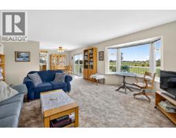 14221 Mckechnie Road, Pitt Meadows, BC V3Y1Z1 Photo 9