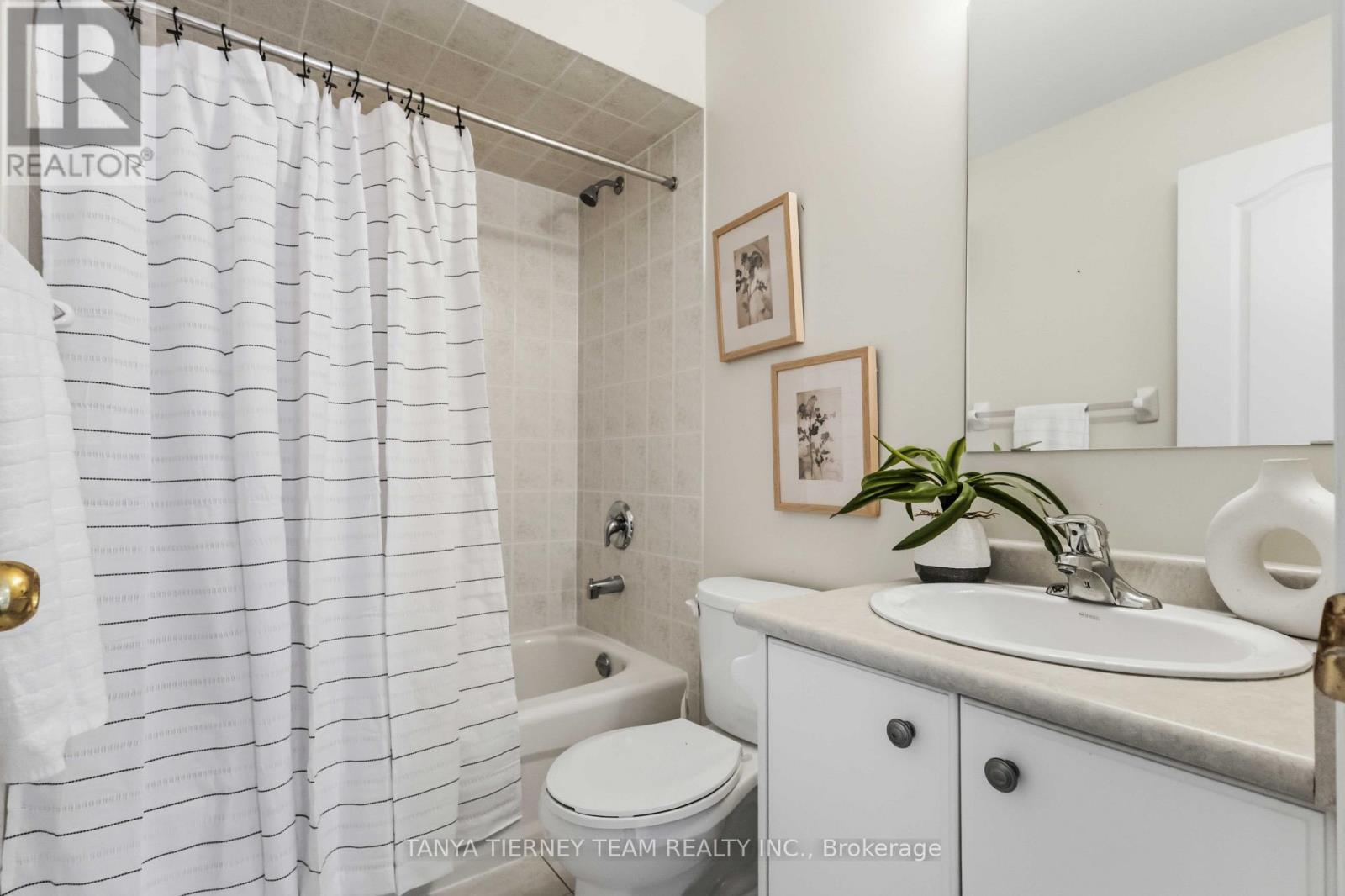 31 CHATTERSON STREET - Image 36