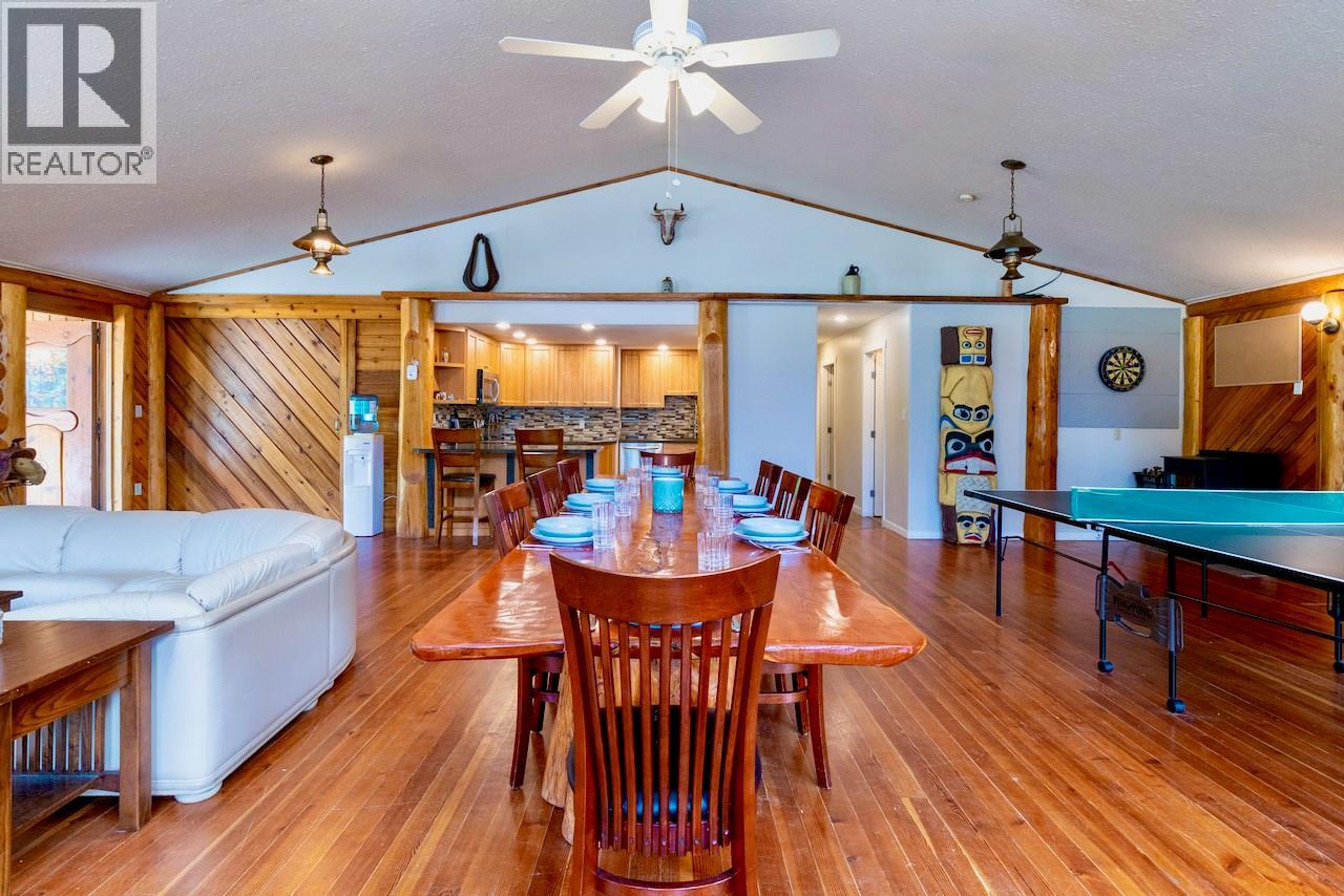 5327 Squilax-Anglemont Road - 20