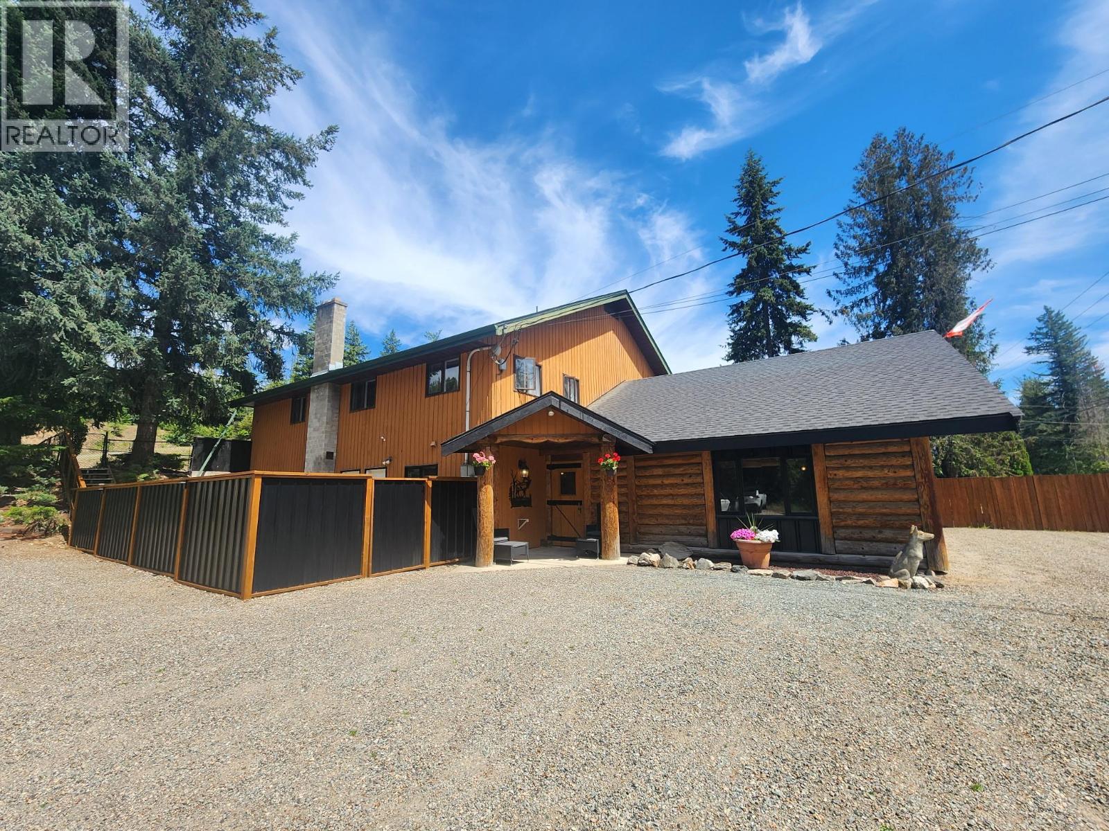 5327 Squilax-Anglemont Road - 7
