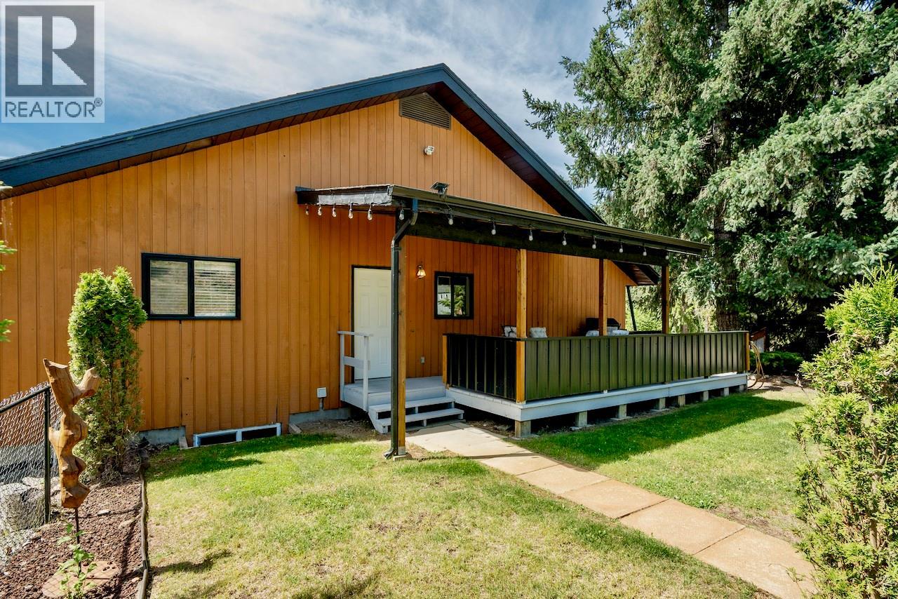 5327 Squilax-Anglemont Road - 65