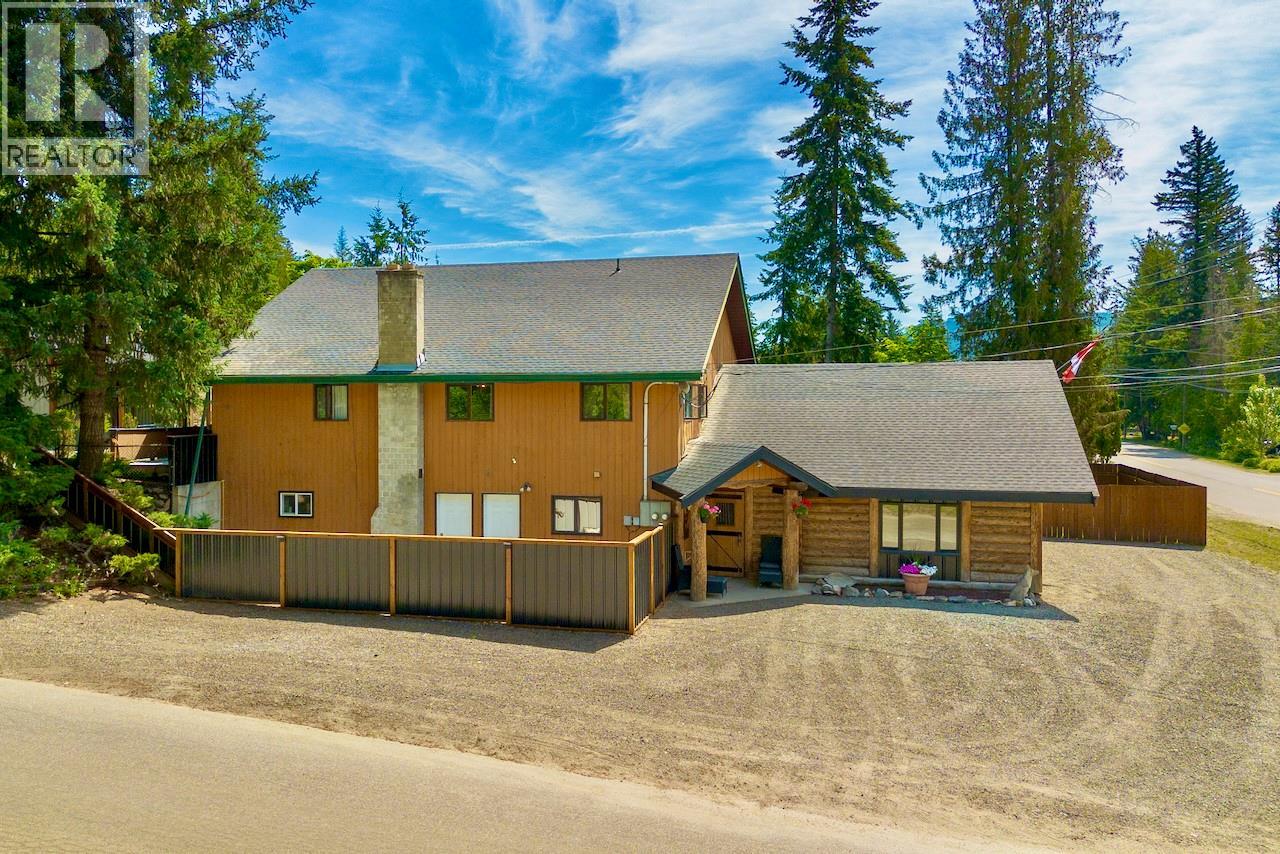 5327 Squilax-Anglemont Road - 13