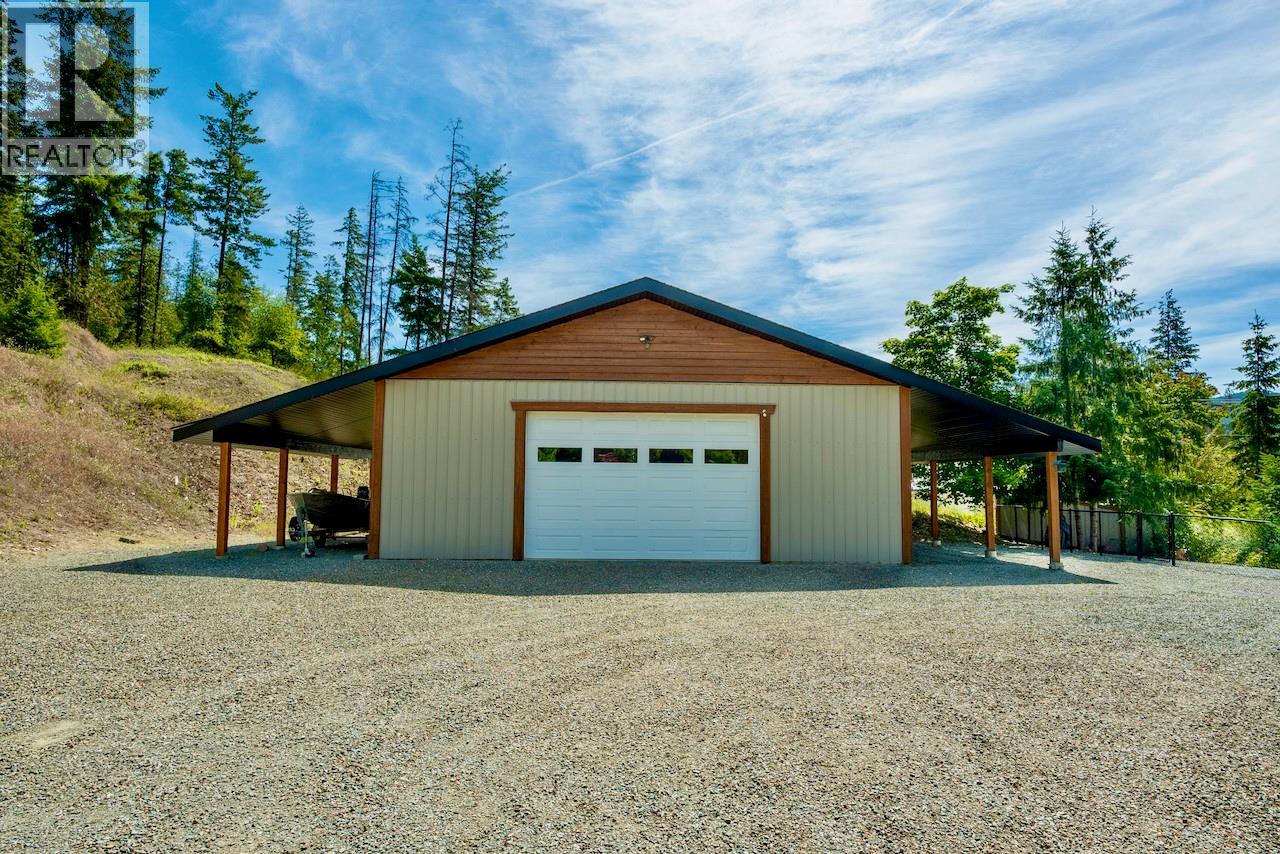 5327 Squilax-Anglemont Road - 2