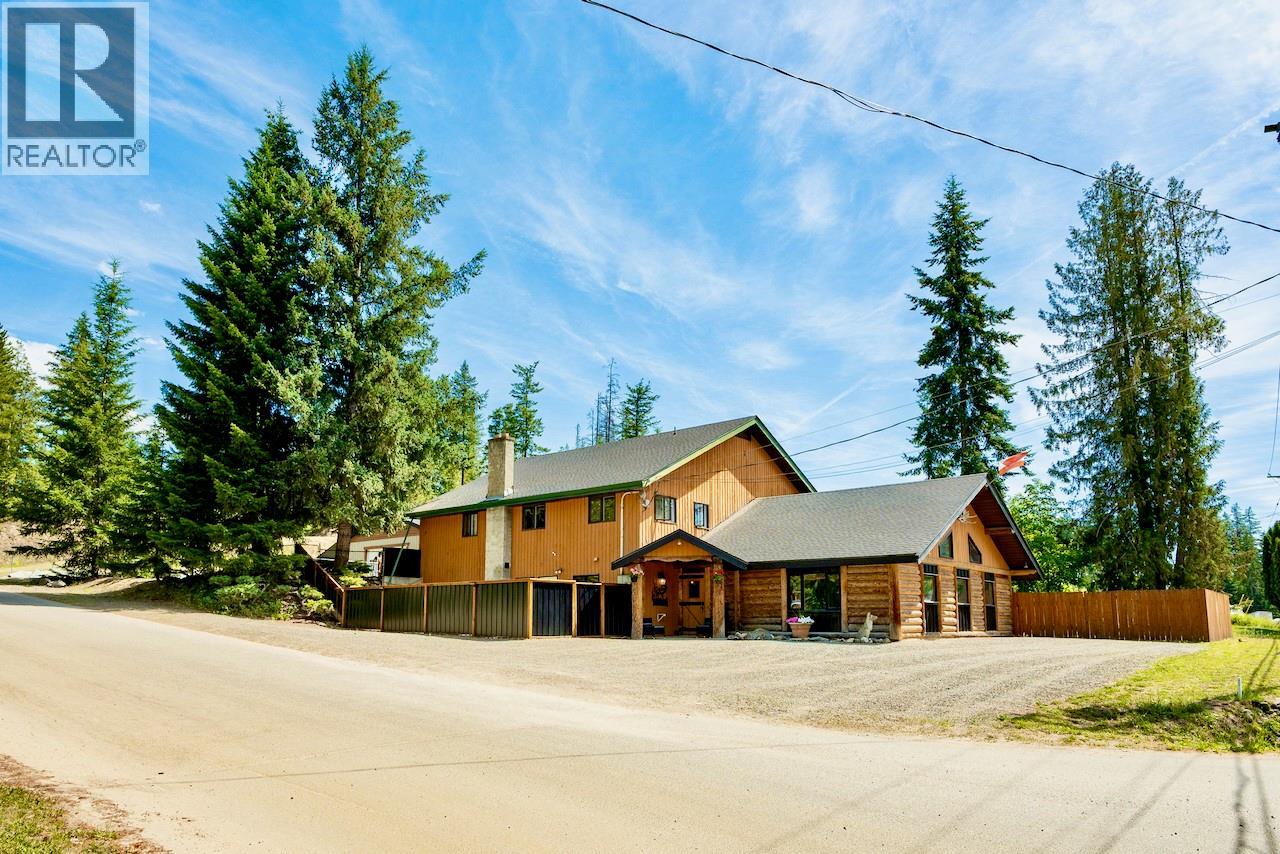 5327 Squilax-Anglemont Road - 3