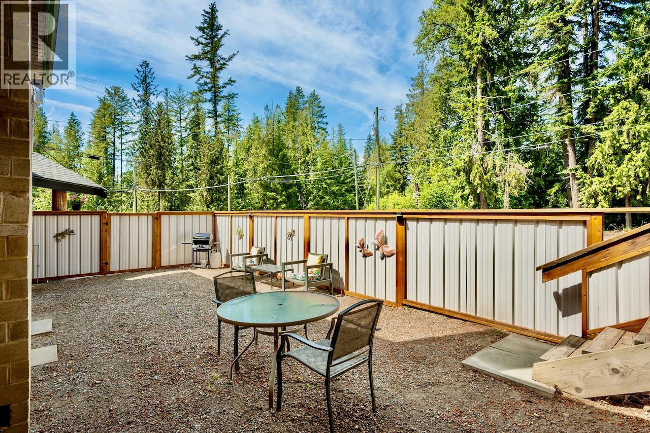 5327 Squilax-Anglemont Road - 69