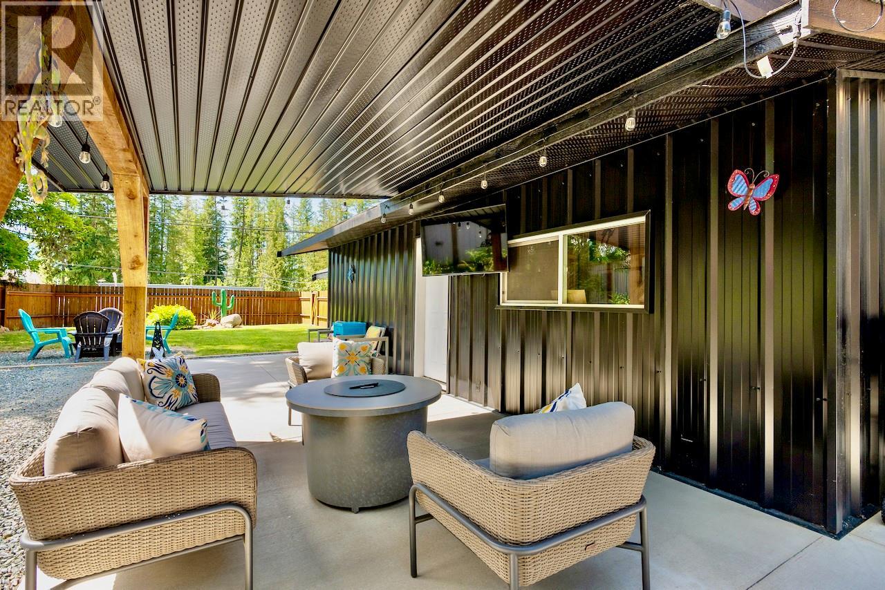 5327 Squilax-Anglemont Road - 74