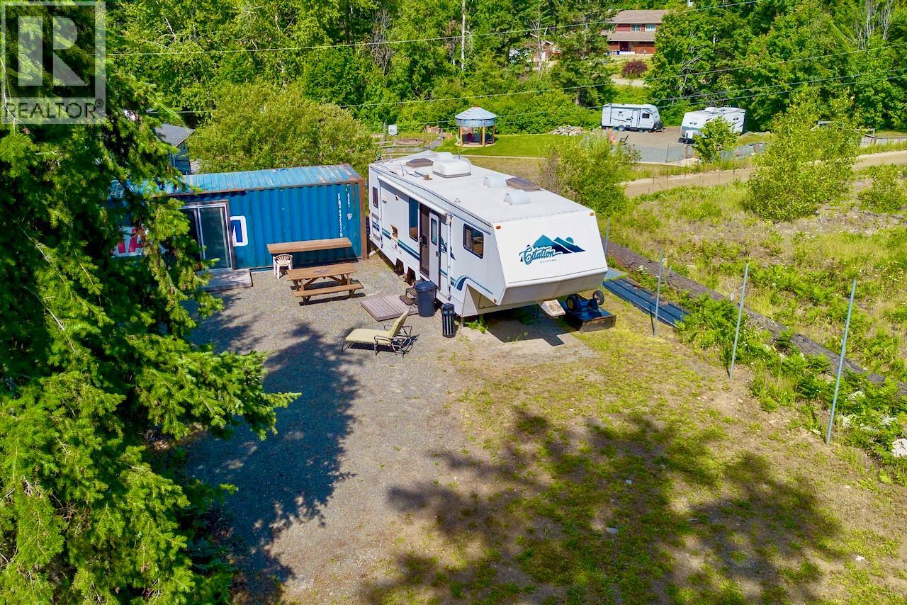 5327 Squilax-Anglemont Road - 83