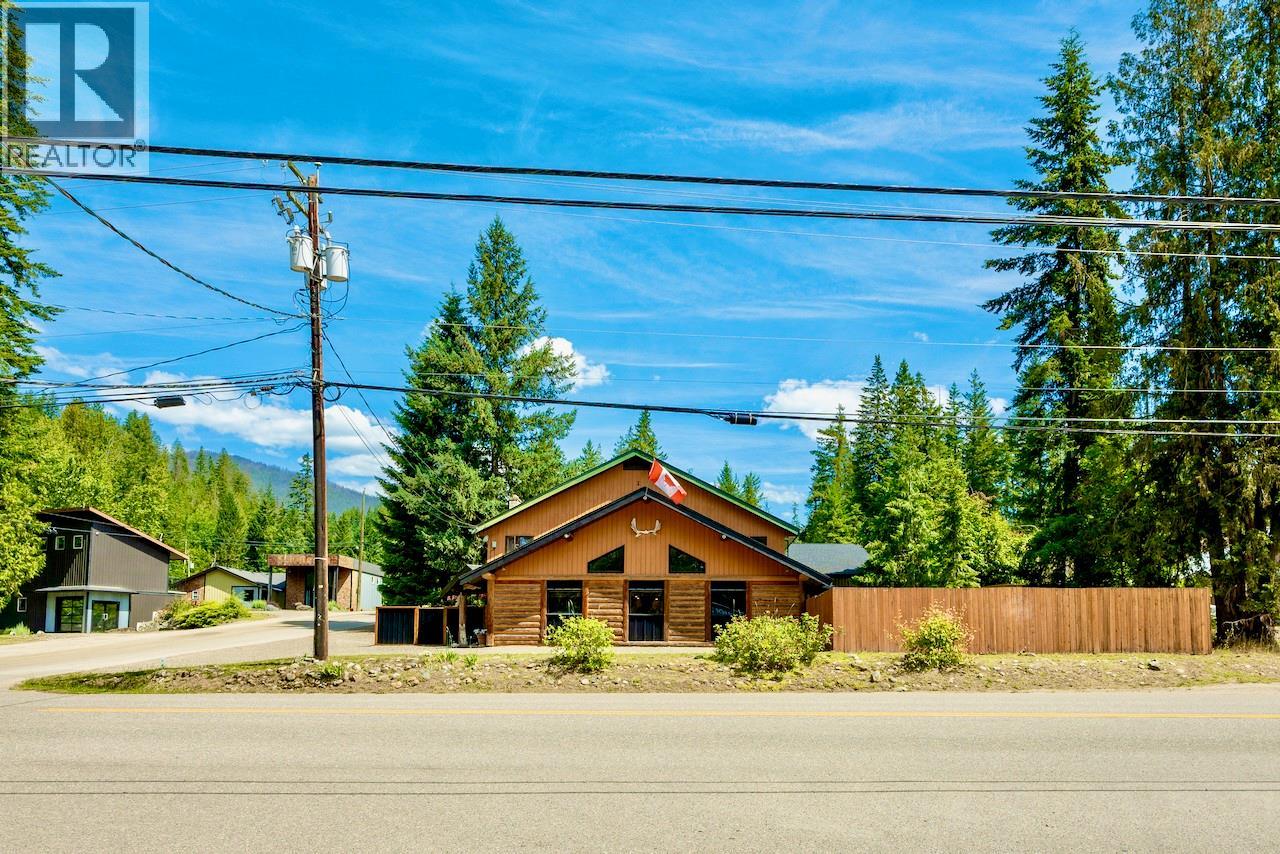 5327 Squilax-Anglemont Road - 63