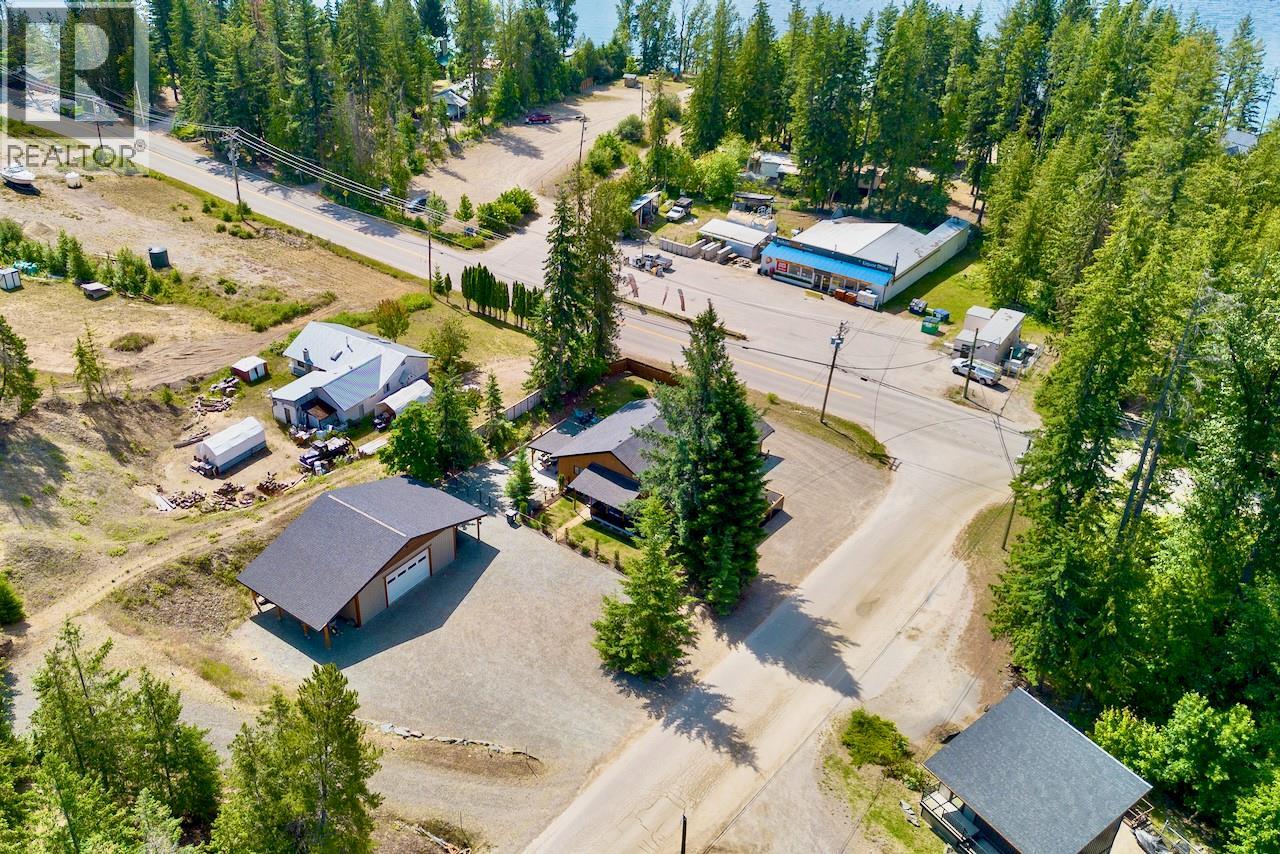 5327 Squilax-Anglemont Road - 89