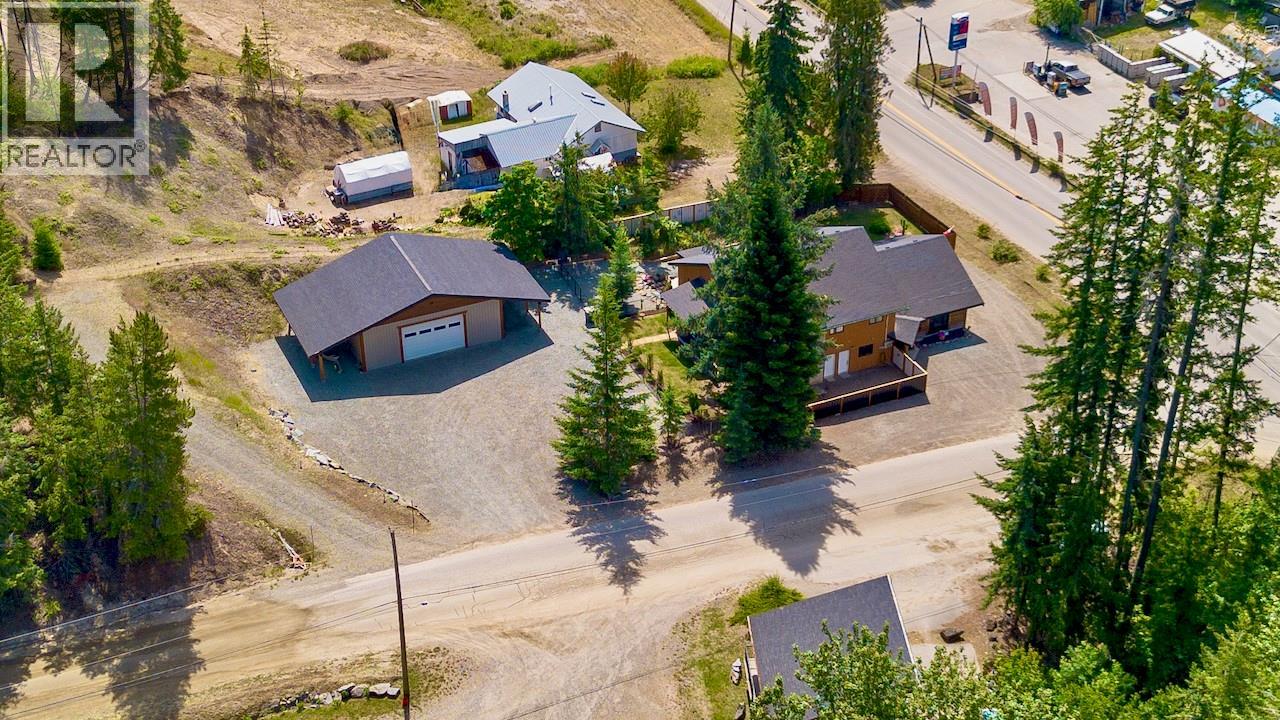 5327 Squilax-Anglemont Road - 90
