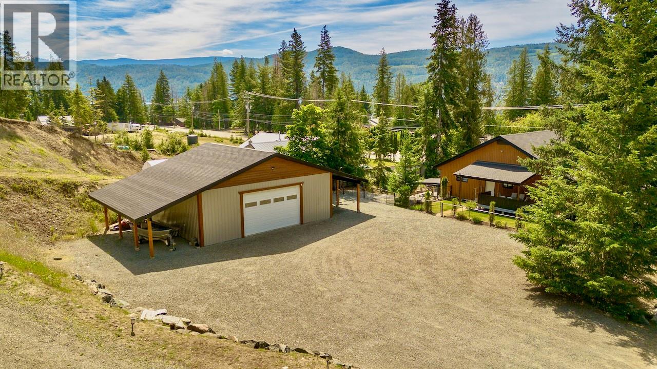 5327 Squilax-Anglemont Road - 95