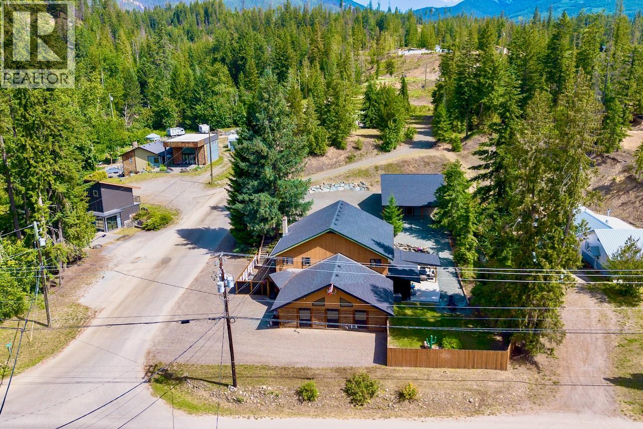 5327 Squilax-Anglemont Road - 92