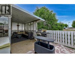 740 Sherwood Drive, Kamloops, BC V2B4E5 Photo 16