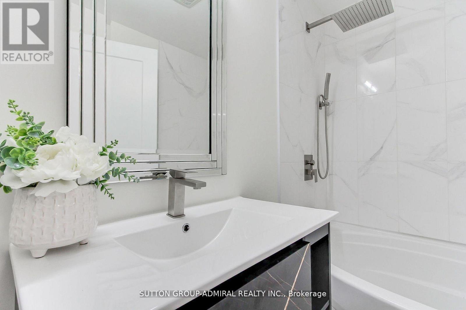 836 MONTSELL AVENUE - 26